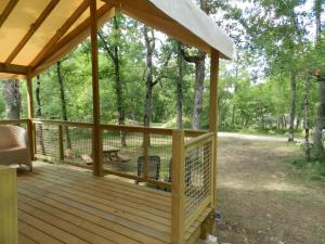 Campings Lodges du Bois Dodo - ancien Camping de Bois Redon : photos des chambres