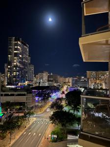 Aloha Gem Studio - 2 bed with high speed WIFI - Luana Waikiki Hotel & Suite 917, 2045 Kalakaua Avenue HI 96815