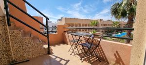 Homes of Spain, Apartamentos Paraíso Vera Playa, Ed Palmerston, Atico A con piscina privada y vistas al mar, 50m de la playa, WIFI