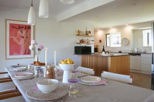 Miravino, winery stay with outdoor sauna and spa