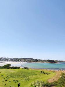 Maisons de vacances Charmante maison proche de la mer : photos des chambres