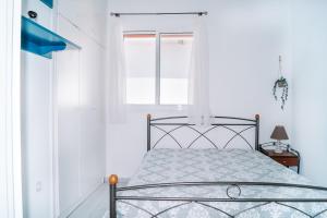 Dimitras Sunset View Apartment