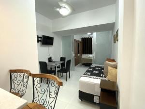 M100 - Flat a 3 minutos da praia de Copacabana