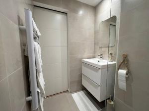 Appartements *La Pampa, Studio, Parking, Clim, Hopitaux/Fac* : photos des chambres