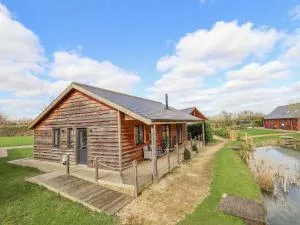 Lily-pad Lodge - Swinderby