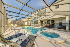#371-Stunning 6 bed with modern decor, south facing pool and spa overlooking water