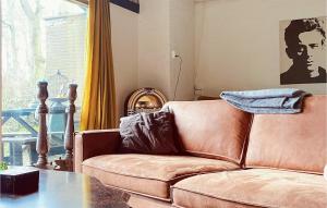 2 Bedroom Gorgeous Home In Rheezerveen