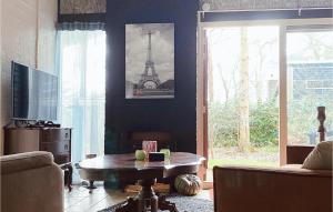 2 Bedroom Gorgeous Home In Rheezerveen