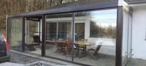 Deux étangs poissonneux au milieu des bois avec gîte moderne, la halte des deux lacs