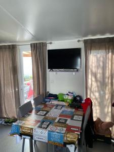 Campings MOBIL HOME LE STEPHANOIS VALRAS : photos des chambres