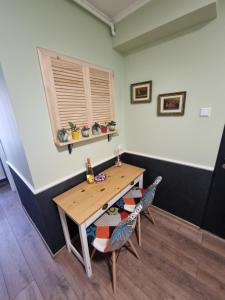 NEW Iorga4 OldCity SelfCheckIn