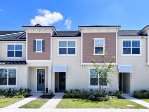 Beautiful Town Home with Splash Pool-1648TPC home