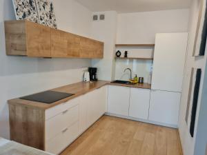 ApartamentyPrzyMorzu 010 z Basenem Tarasem i Ogródkiem