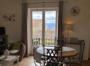 Appartements Bastidon a Gordes avec piscine : photos des chambres