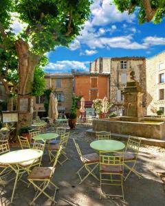 Appartements Bastidon a Gordes avec piscine : photos des chambres