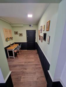 NEW Iorga4 OldCity SelfCheckIn