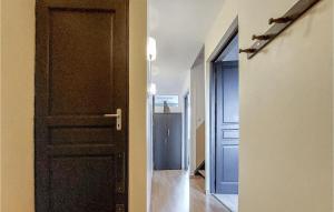 Maisons de vacances 3 Bedroom Pet Friendly Home In Rozier-ctes-daurec : photos des chambres