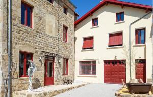 Maisons de vacances Stunning Home In Rozier-ctes-daurec With Wifi And 3 Bedrooms : photos des chambres