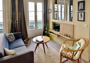 Appartements Casa Gambetta #4 - Cosy T2 avec Clim & Balcon - Hyper Centre Brive : photos des chambres