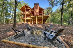 obrázek - Luxury Cabin Close To Blue Ridge With Fire Pit!