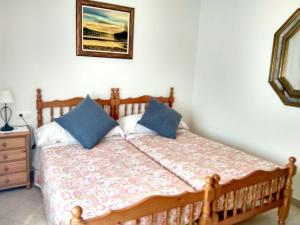 Spacious House with Garden in Touro – Family-Friendly