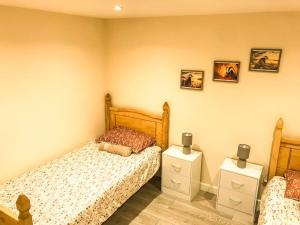 Badgers Sett 2 Bedroom sleeps 4, The New Inn Viney Hill, Forest of Dean