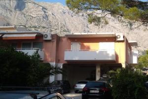 Apartments and rooms with parking space Baska Voda, Makarska - 20005 