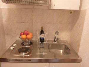 Apartments and rooms with parking space Baska Voda, Makarska - 20005