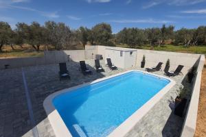 Family friendly apartments with a swimming pool Sveti Filip i Jakov, Biograd - 20967