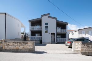 Apartments by the sea Vir - 20172