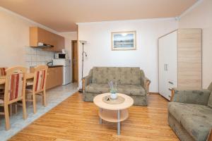 Apartments by the sea Vir - 20172