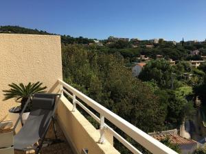 Studio climatisé avec terrasse et parking à Cavalaire-sur-Mer - FR-1-100-223