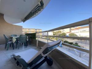 Appartements Appartement T2 avec Terrasse et Garage a Cavalaire-sur-Mer - Proche Port - FR-1-100-262 : photos des chambres