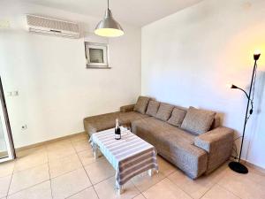 Apartment in Jadranovo 44072 