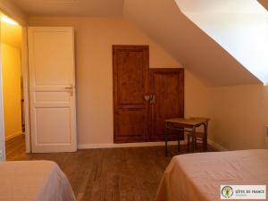 Maisons de vacances Gite Gabriac, 5 pieces, 8 personnes - FR-1-601-412 : photos des chambres