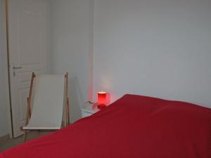 Maison Rénovée et Confortable au Centre-ville, Proche Plage - FR-1-22-268