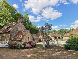 Maisons de vacances Gite Maresche, 7 pieces, 8 personnes - FR-1-410-270 : photos des chambres