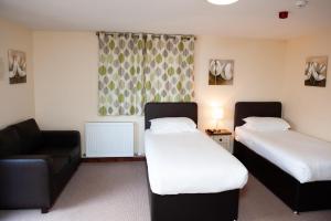 Annex Triple En Suite  room in Alban and Abbey House