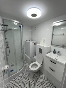 New Apartment On Batorego, Metro, Centre , Wi-Fi - by HIK Apartments