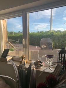 Modern stor villa nära havet och 10 min till city