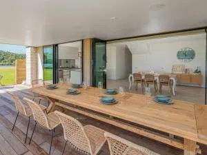 Coastal Daze - Cooks Beach Holiday Home - Cooks Beach