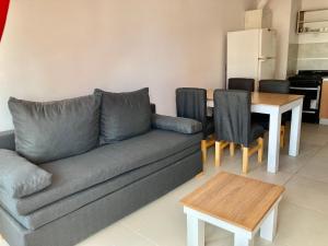 6-Maravilloso departamento morón centro