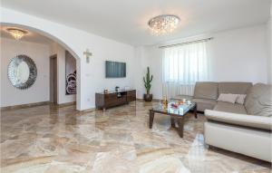 Amazing Apartment In Buje With Wifi