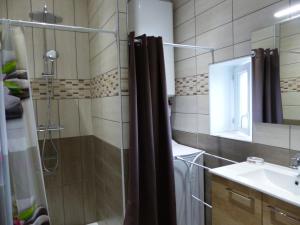 Maison de campagne avec SPA, jeux et espace bien-être, idéale pour familles et groupes jusquà 8 pers. - FR-1-489-442