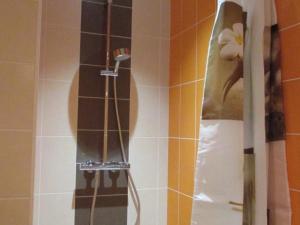 Grande maison ferme rénovée avec SPA et jeux à Cressanges - FR-1-489-442