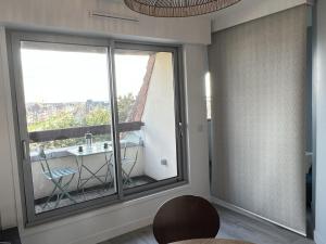 Cabourg: Duplex Rénové 2P, Plage Directe, Fibre - FR-1-487-351
