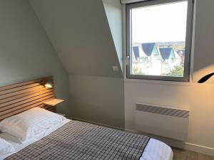 Cabourg: Duplex Rénové 2P, Plage Directe, Fibre - FR-1-487-351
