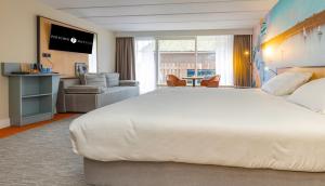 Executive room with terrace and view room in Fletcher Hotel Restaurant Loosdrecht-Amsterdam