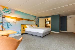Deluxe Double Room with Balcony room in Fletcher Hotel Restaurant Loosdrecht-Amsterdam
