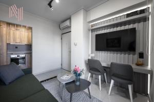 Green Tulip, Nilie Hospitality MGMT